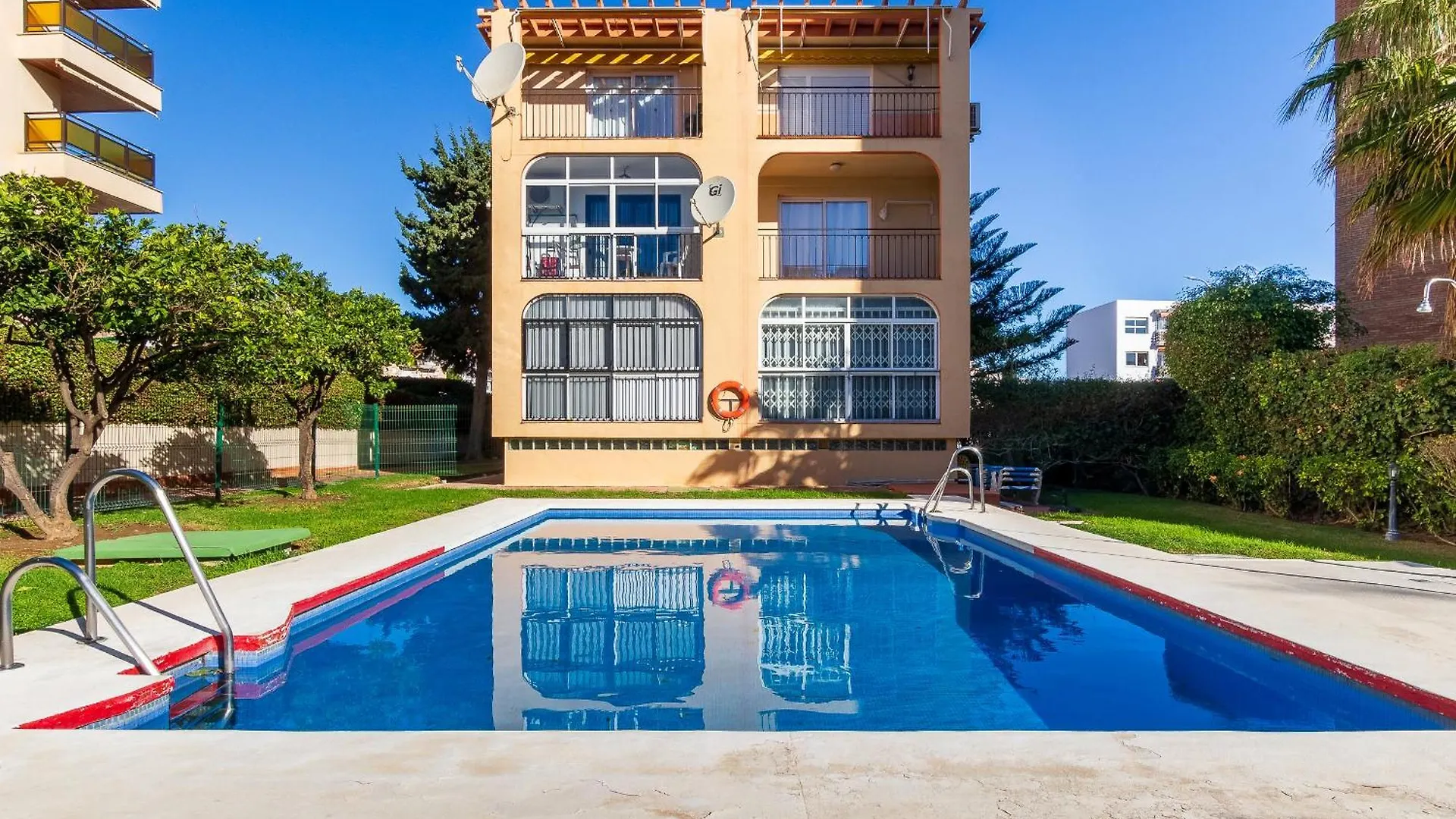 Adelfas By Ivi Real Estate Apartment Torremolinos
