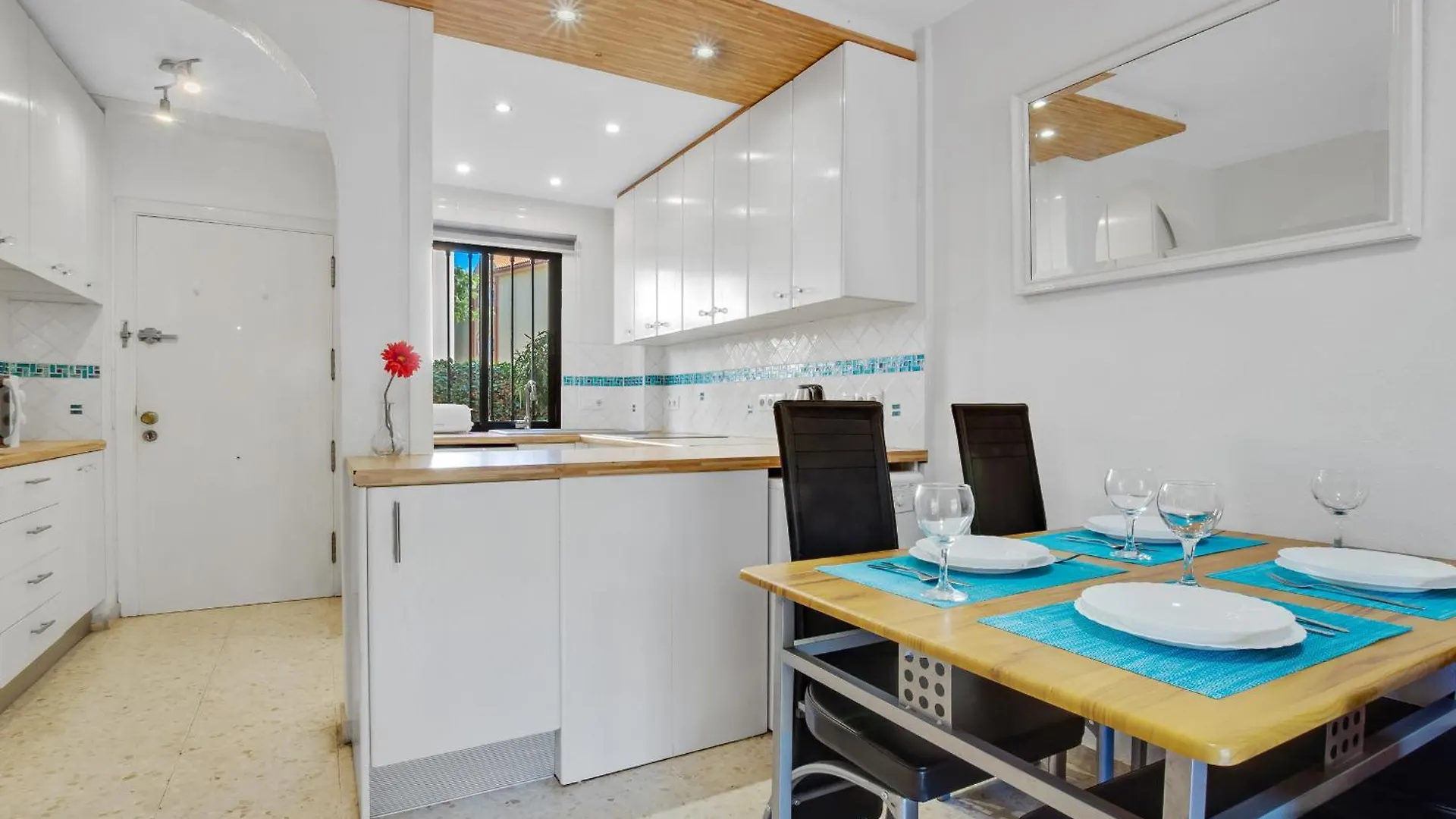 Adelfas By Ivi Real Estate Apartment Torremolinos